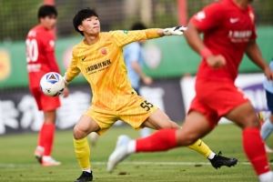 中乙联赛第15轮，海港富盛经开队0比3不敌北京理工队